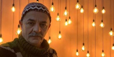 1005129-1 Zafer Algöz kimdir? Kaç yaşında? Nereli? Evli mi, eşi kim? İşte Zafer Algöz'ün oynadığı dizi ve filmler