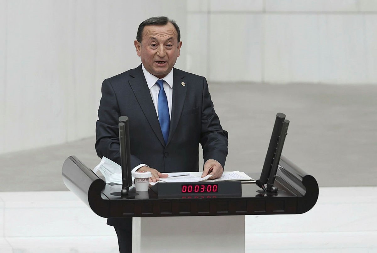 CHP Karabük Milletvekili Hüseyin Avni Aksoy kimdir? Nereli? Kaç yaşında?