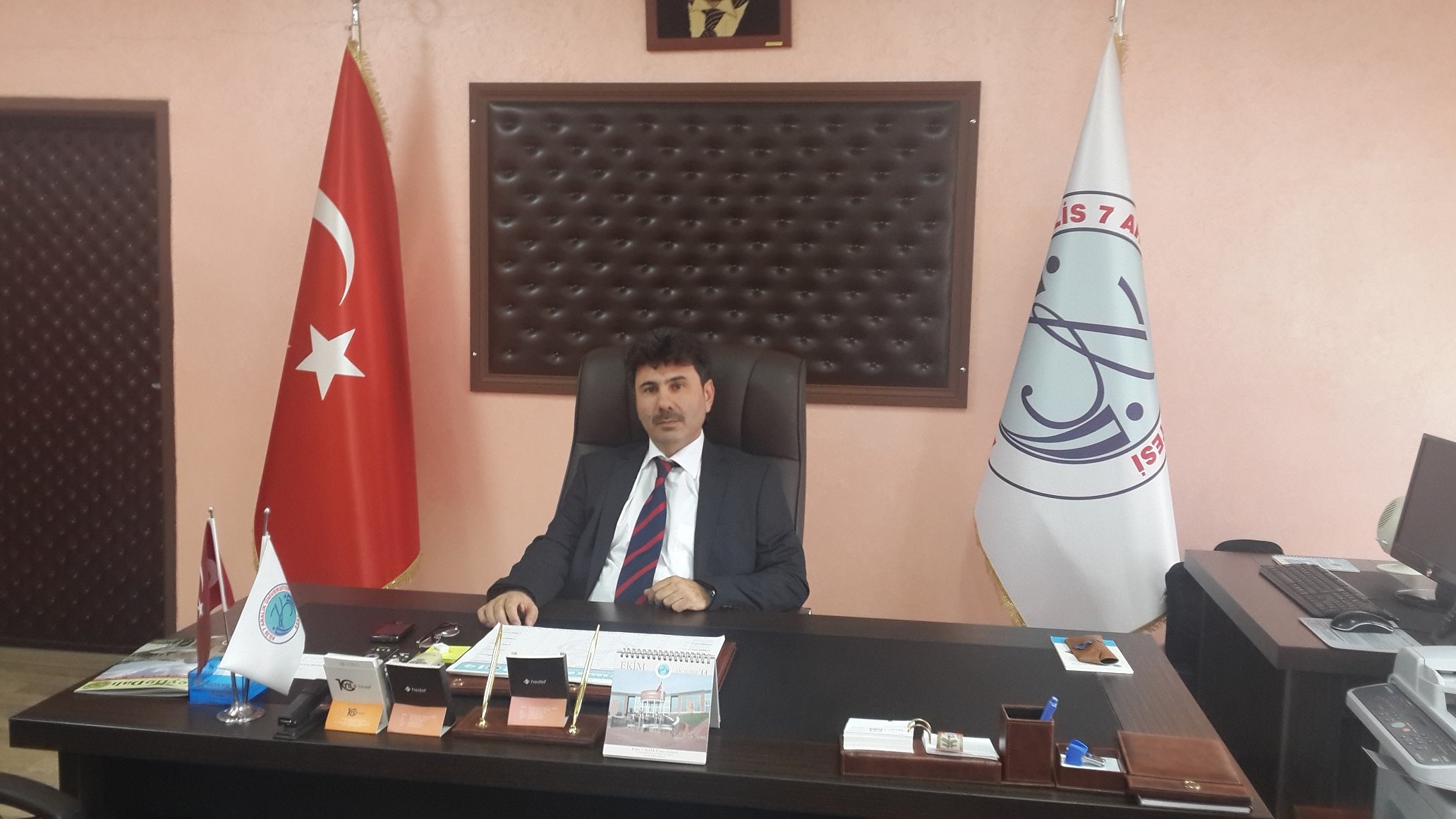 Kilis 7 Aralık Üniversitesi Rektörü Mustafa Doğan Karaçoşkun kimdir, kaç yaşında ve nereli? Kilis 7 Aralık Üniversitesi Rektörü Mustafa Doğan Karaçoşkun kimdir, kaç yaşında ve nereli?