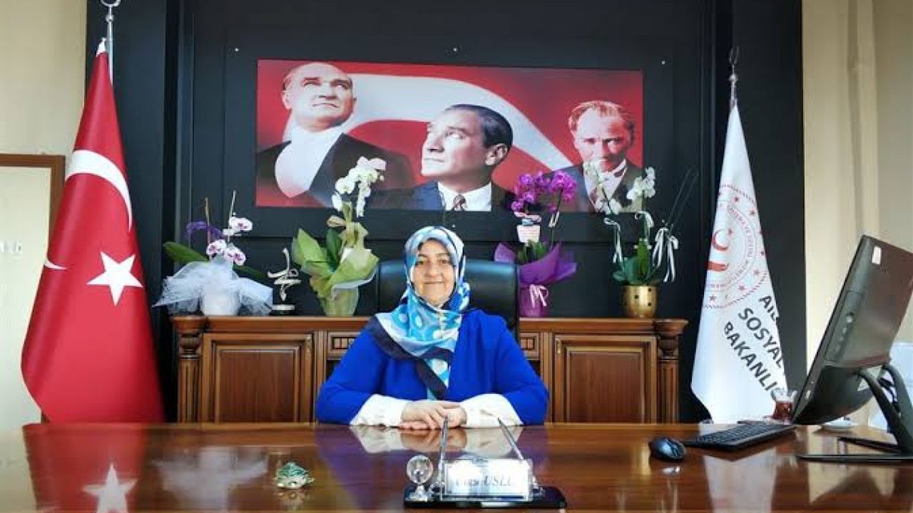 Tekirdağ Aile, Çalışma ve Sosyal Politikalar İl Müdürü Ülkü Uslu kimdir? Nereli? Kaç yaşında? Tekirdağ Aile, Çalışma ve Sosyal Politikalar İl Müdürü Ülkü Uslu kimdir? Nereli? Kaç yaşında?