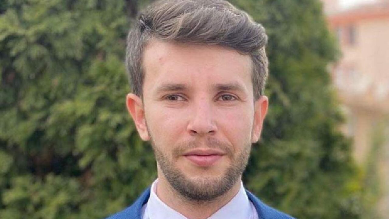 CHP Kartepe Belediye Meclis Üyesi Tugay Adak kimdir? Nereli? Kaç yaşında, neden öldü, neden intihar etti??