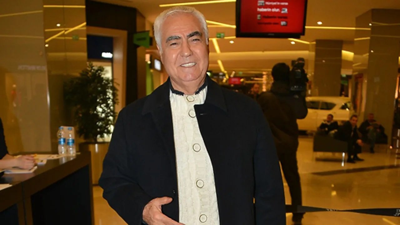 Nuri Sesigüzel kimdir, nereli, kaç yaşında? Evli mi? Eşi kim? Nuri Sesigüzel müzikleri, filmleri Nuri Sesigüzel kimdir, nereli, kaç yaşında? Evli mi? Eşi kim? Nuri Sesigüzel müzikleri, filmleri