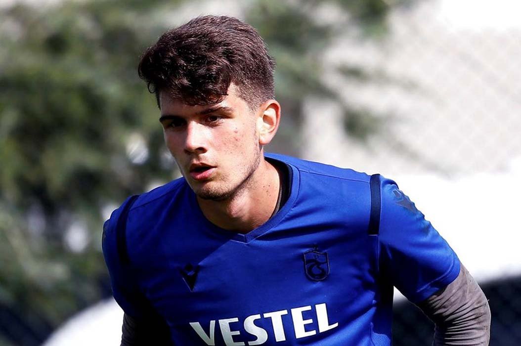 Kağan Muradoğlu kimdir, kaç yaşında, nereli? Trabzonspor’un yeni kalecisi Kağan Muradoğlu boyu kaç? Kağan Muradoğlu kimdir, kaç yaşında, nereli? Trabzonspor’un yeni kalecisi Kağan Muradoğlu boyu kaç?