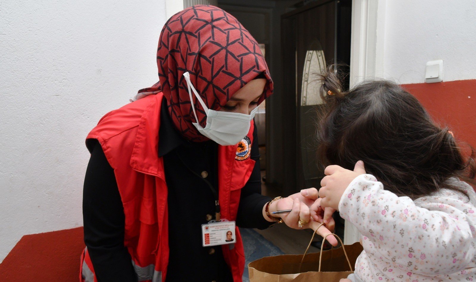 Samsun’da yetim çocuklara hediye sürprizi