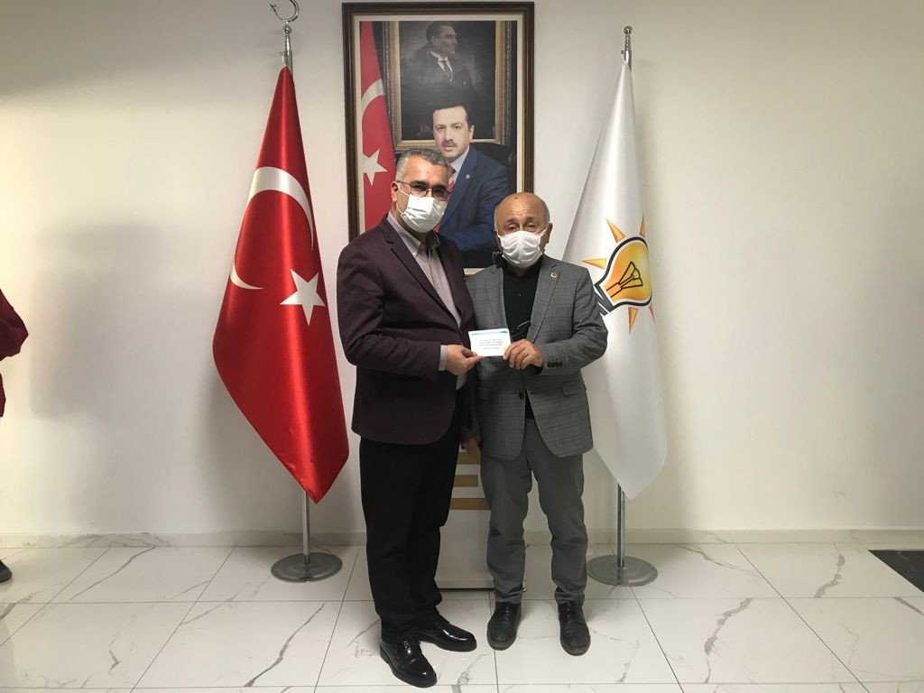 AK Partili İl Başkanı,  muhtarlarla bir araya geldi “Muhtarlarla sürekli iletişim halindeyiz” AK Partili İl Başkanı,  muhtarlarla bir araya geldi “Muhtarlarla sürekli iletişim halindeyiz”