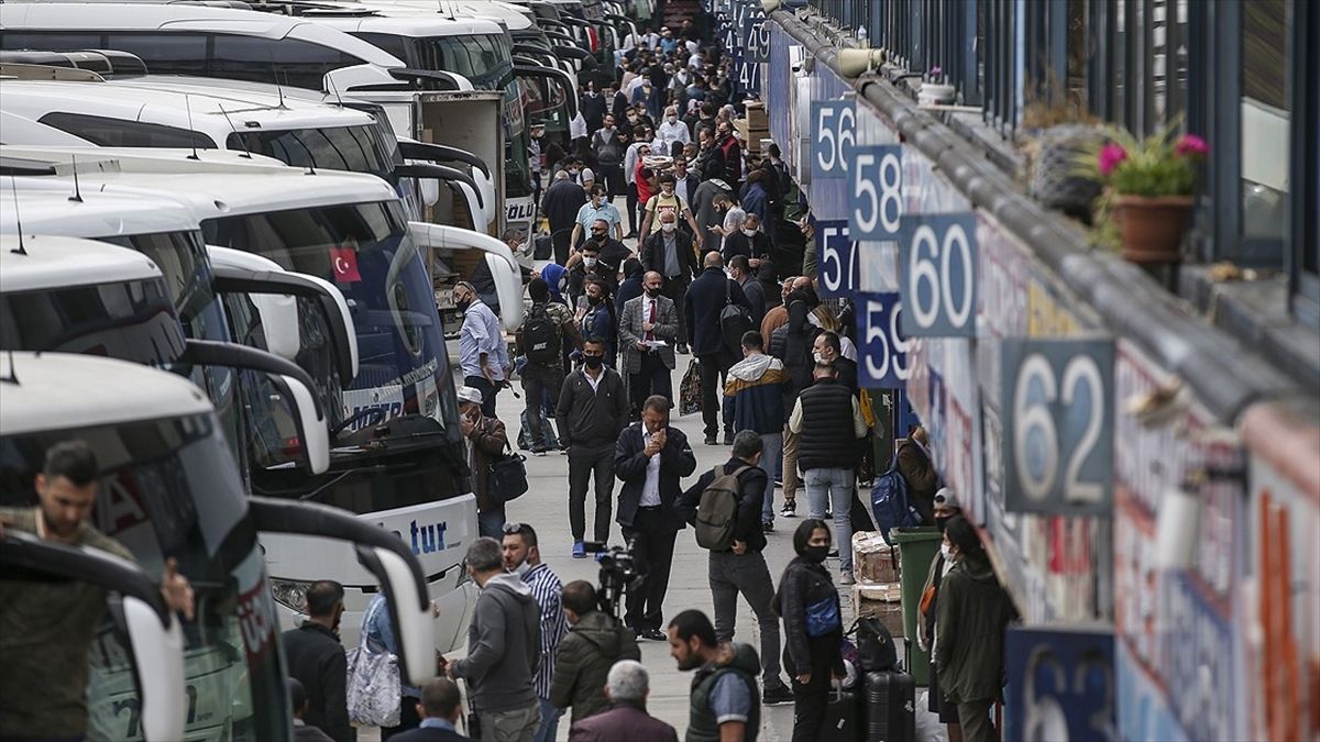 Tam kapanmada şehirler arası otobüs seferleri iptal mi? Tam kapanmada şehirler arası otobüs seferleri iptal mi?