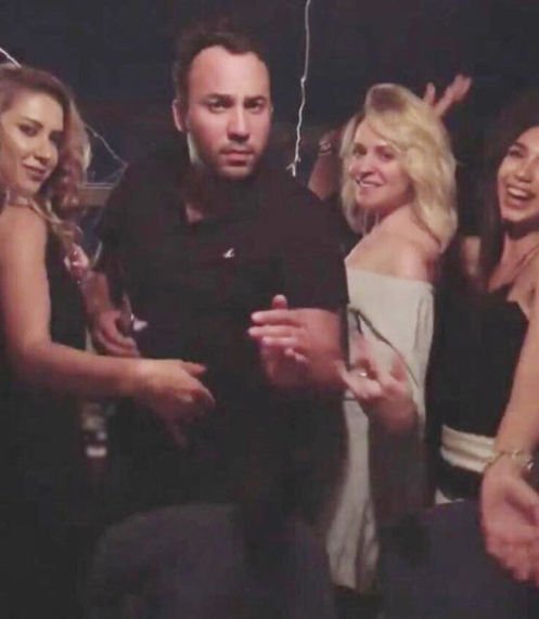 2053177-0e6f4fec95b9477ee85187d69c03b2c4 Vildan Örnek kimdir? Kaç yaşında? Vildan Örnek evlendi mi? Kiminle evlendi? Instagram adresi