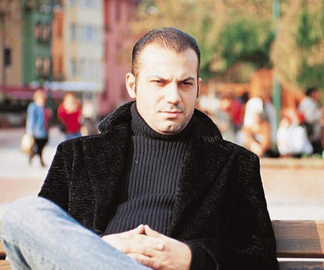 2b278f06b73c0558bcd38e1bcb88f4a2 Devrim Saltoğlu kimdir? Nereli ve kaç yaşında?