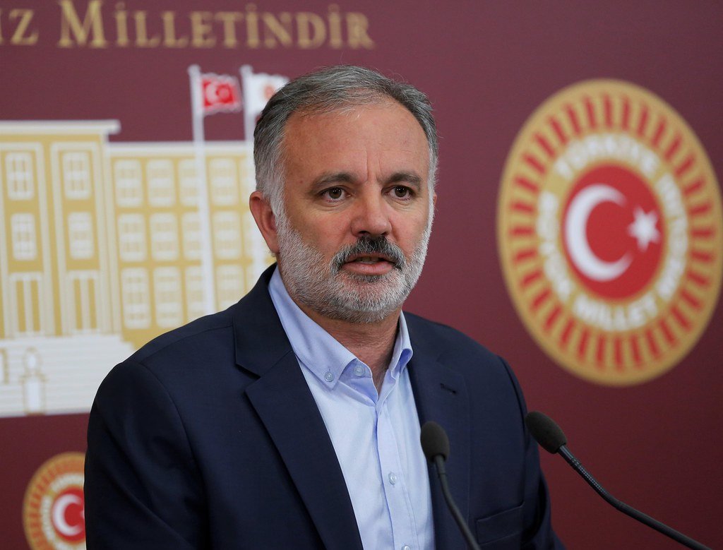 44735666281-d6cb634850-b Kars Belediye Başkanı Ayhan Bilgen kimdir? Kaç yaşında? Nereli? Neden gözaltına alındı?