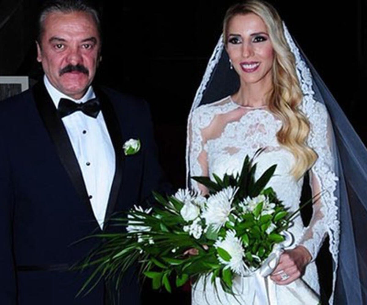 57b0130556593428a8d2e4d2 Mesut Akusta kimdir? Nereli, kaç yaşında? Hangi dizilerde rol aldı?