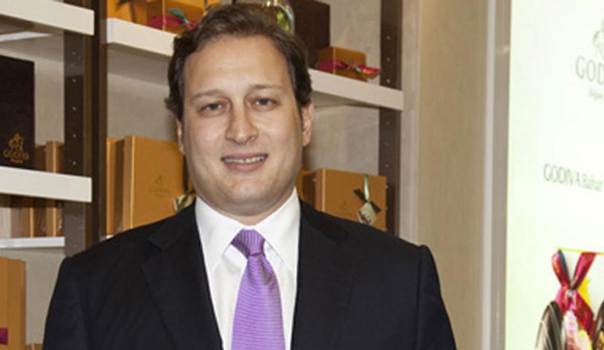 Galatasaray başkan adayı Burak Elmas kimdir? Burak Elmas kaç yaşında, nereli? Mesleği ne? Ne iş yapıyor?