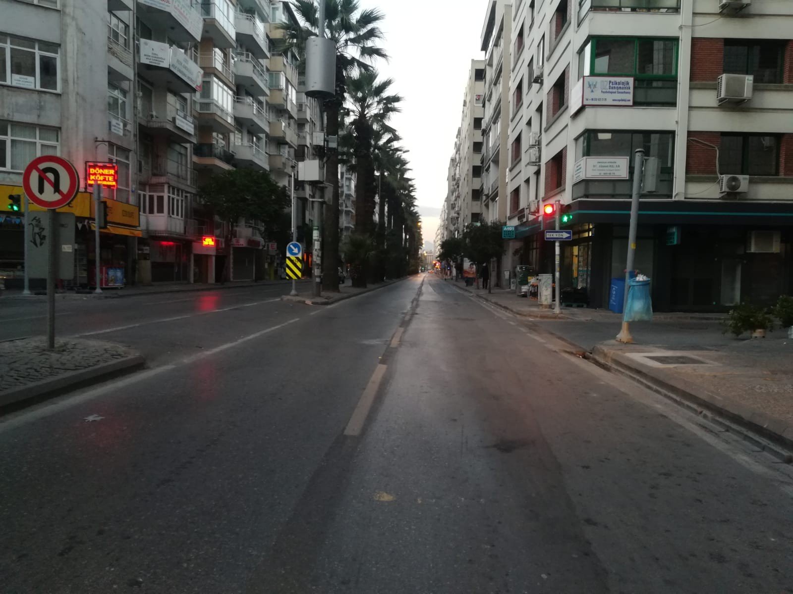 aw182961-03 Tam kapanmada taksiler çalışacak mı? | 29 Nisan-17 Mayıs yasağında taksiler çalışıyor mu?