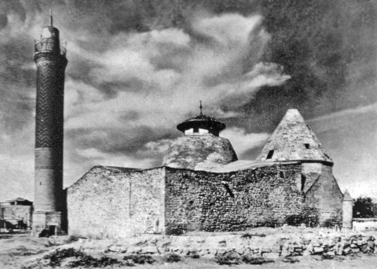 caca-bey-medresesi-2 Caca Bey kimdir? Caca Bey ne yapmıştır?