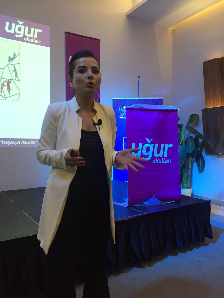 ckhom-0xeaekfi Nil Çiçek kimdir? Uğur Okulları Genel Müdürü Nil Çiçek'in özgeçmişi