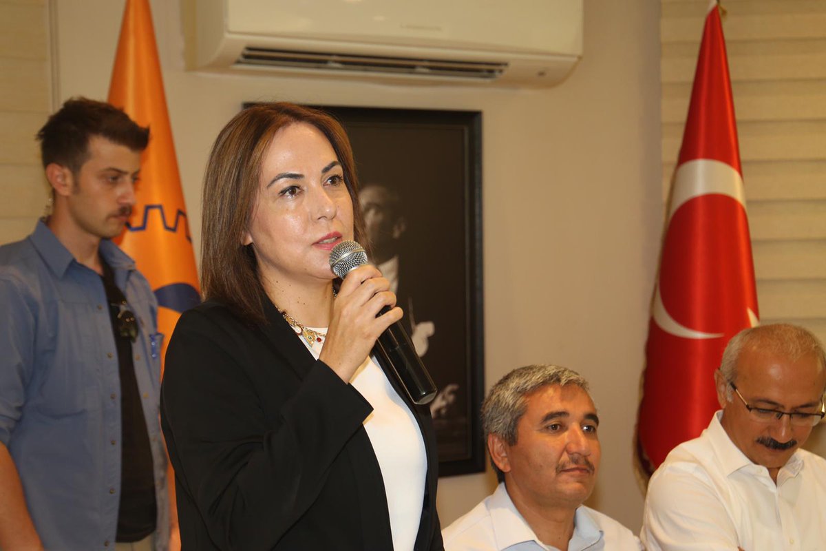 eczwfq3wwaaqo4m AK Parti Mersin Milletvekili Zeynep Gül Yılmaz kimdir? Nereli? Kaç yaşında? | Zeynep Gül Yılmaz Twitter