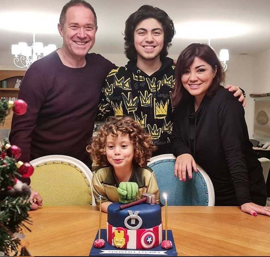 Sümer Ezgü kimdir? Nereli, kaç yaşında? Evli mi? Şarkıları nelerdir?