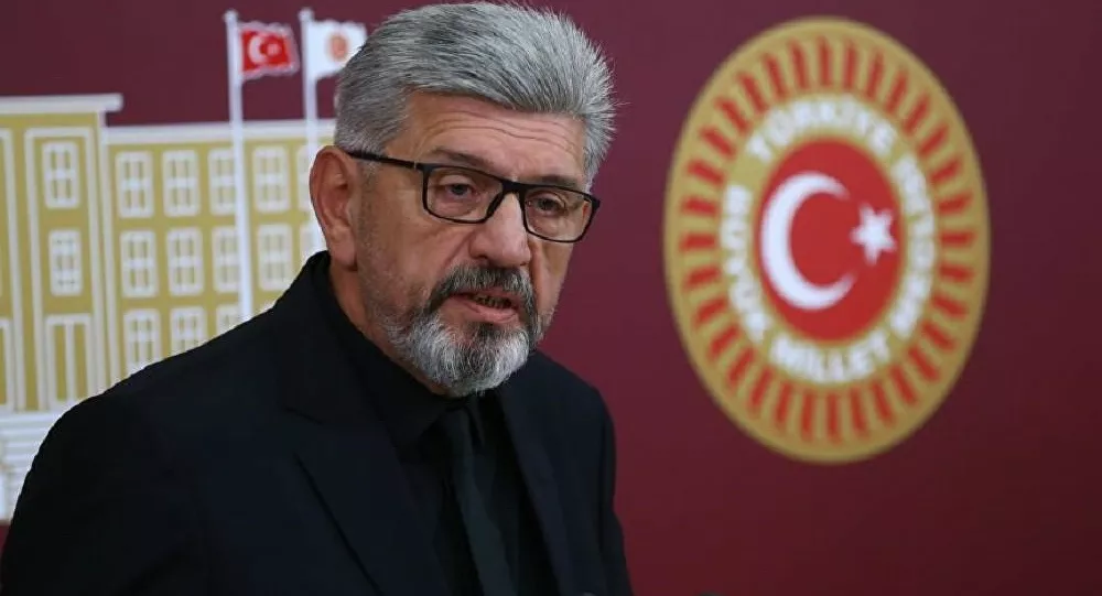 Cihangir İslam kimdir? | Nereli ve kaç yaşında? | Cihangir İslam, Saadet Partisi'nden istifa mı etti?