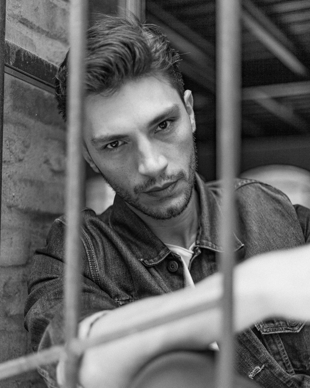 İlhan Şen kimdir? Nereli? Kaç yaşında? | Seni Çok Bekledim Erol