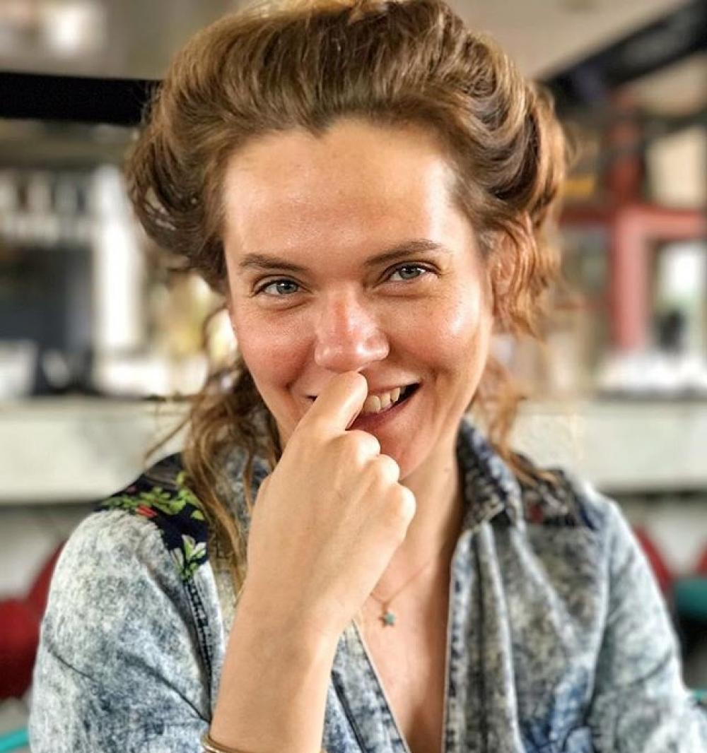 Kırmızı Kamyon dizisi Ayşe kimdir?