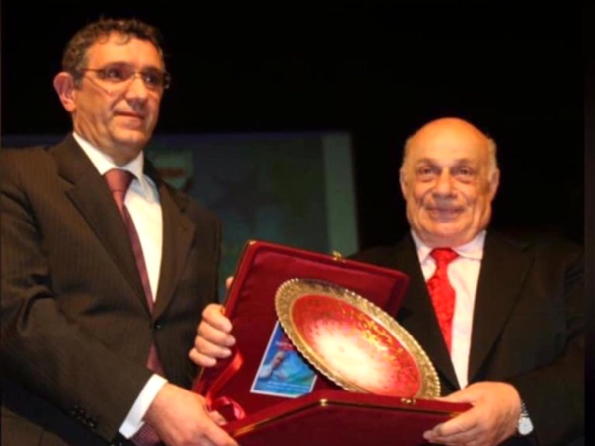 gunes-vakfi-denktas-i-unutmadi-12814845-amp Rauf Denktaş kimdir? Nereli? Neden öldü? | Rauf Denktaş hayatı