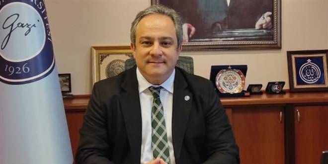 Sağlıkçıların toplam vaka sayısı içindeki oranı 4 kat azaldı Sağlıkçıların toplam vaka sayısı içindeki oranı 4 kat azaldı