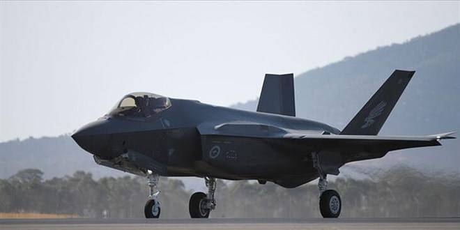 ABD, Türkiye’yi F-35 programından resmi olarak çıkardı ABD, Türkiye’yi F-35 programından resmi olarak çıkardı