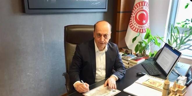 Yeni Bakana işçi ve memur zammı görevi Yeni Bakana işçi ve memur zammı görevi