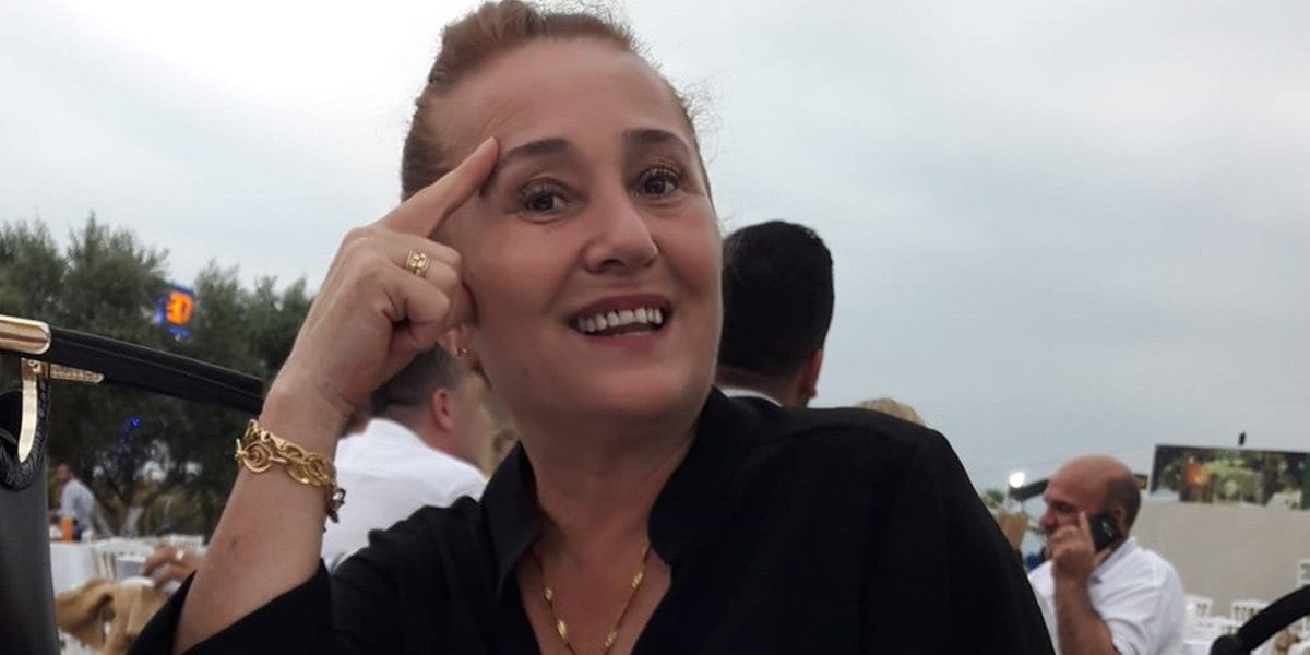 j2 Hülya Karadere kimdir? Nereli ve kaç yaşında? | Nagihan Karadere’nin ablası Hülya Karadere neden öldü?