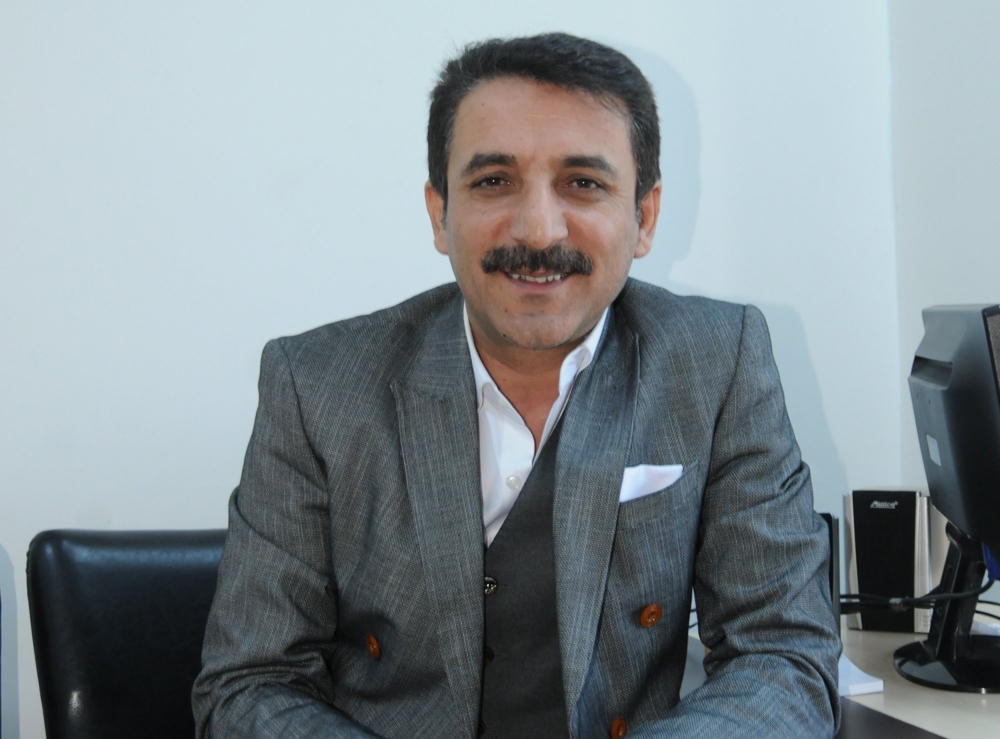 Latif Doğan kimdir? Kaç yaşında? Nereli? Instagram hesabı ne ?