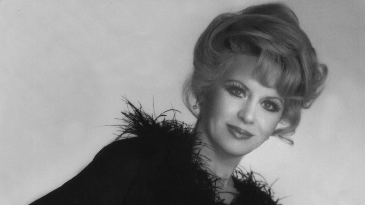 photo-3001-0 Belkıs Özener kimdir? Nereli, kaç yaşında? Şarkıları nelerdir?