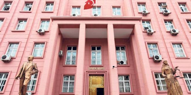 Kamu görevlisinin evrakta sahteciliğine ilişkin önemli karar