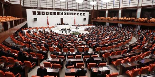 Ak Parti güvenlik soruşturması teklifi için itirazda bulundu Ak Parti güvenlik soruşturması teklifi için itirazda bulundu