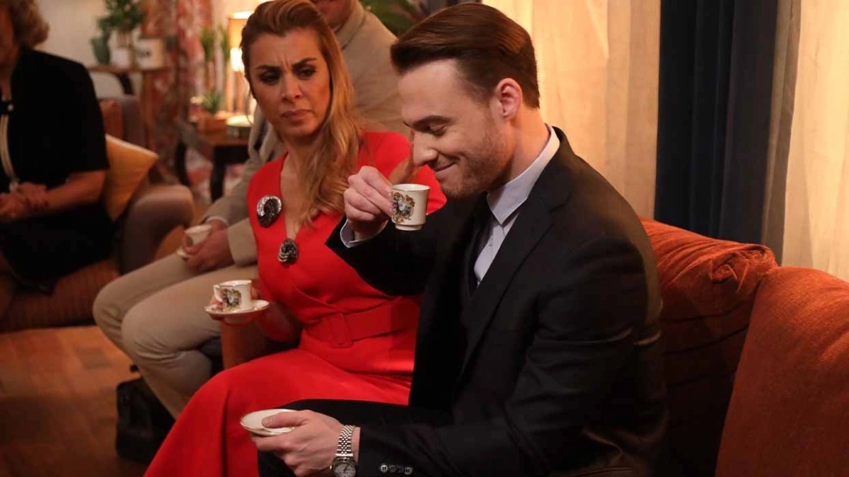 Neslihan Yeldan kimdir? Kaç yaşında? Boyu kaç? Dizileri | Neslihan Yeldan oğlu