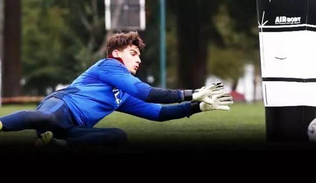 trabzonspor-kalesi-18lik-kagana-emanet-1613567679-713 Kağan Muradoğlu kimdir, kaç yaşında, nereli? Trabzonspor'un yeni kalecisi Kağan Muradoğlu boyu kaç?