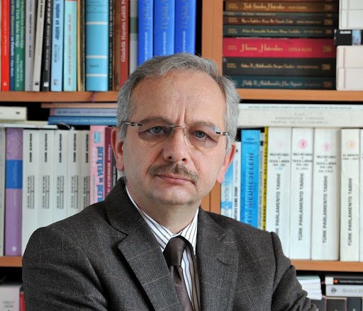 unnamed-001-3 İsmail Kara kimdir? Nereli? Kaç yaşında? Eserleri nelerdir?