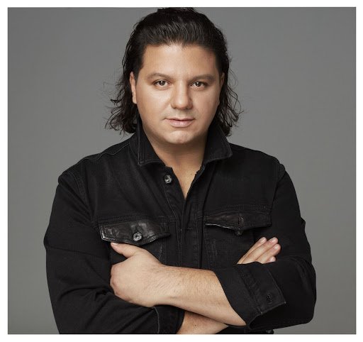 Kubat kimdir? Şarkıcı Kubat nereli? Kaç yaşında? Gerçek adı ne? Evli mi?