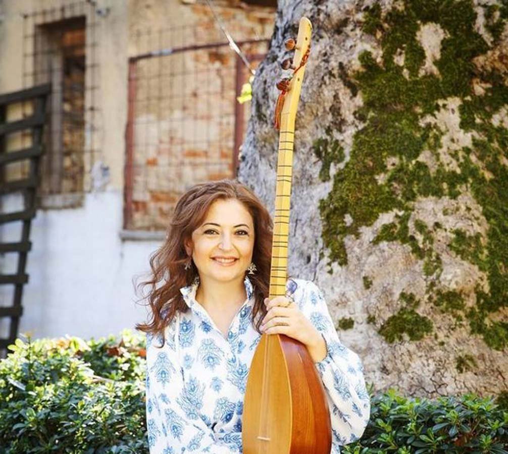 y Erdal Erzincan'ın eşi kimdir? Mercan Erzincan nereli, kaç yaşında, mesleği ne?