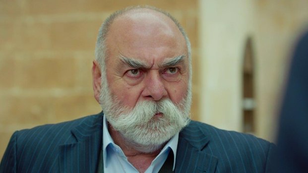 0x0-7-bolum-foto-galeri-1556178131219-001 Macit Sonkan kimdir? Kaç Yaşında? Sağlık durumu nasıl? Gençliği ve filmleri