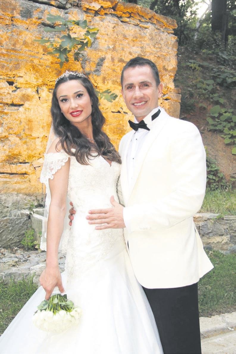 0x0-emre-asik-esi-yagmur-asika-bosanma-davasi-acti-1551145452720 Emre Aşık kimdir | Emre Aşık Yağmur Sarnıç | Emre Aşık bakıcı olayı nedir