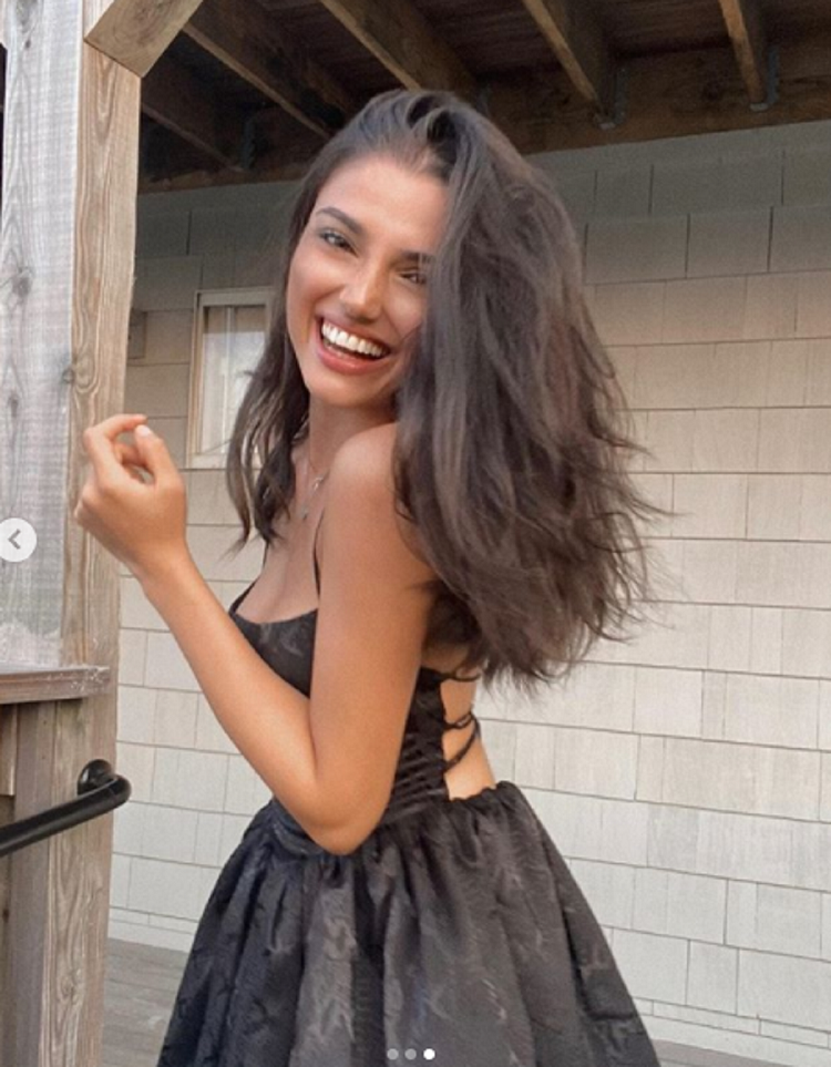 1-002 Akasya Yaşaroğlu kimdir? Kaç yaşında? Mesleği ne?