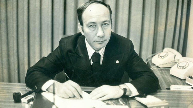 1-696 Necati Karakaya kimdir?