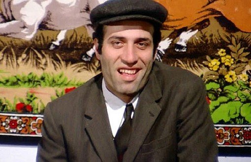 10-082 Kemal Sunal kimdir? Nereli? Kaç yaşında öldü? Neden öldü? Kemal Sunal filmleri