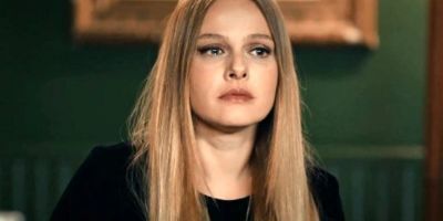 Naz Elmas kimdir? Nereli, kaç yaşında? Evli mi? Hangi dizilerde rol aldı?