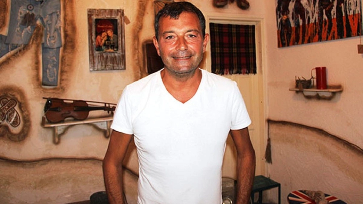 Yalçın Dümer kimdir? Nereli, kaç yaşında? Evli mi?  Hangi dizi ve filmlerde rol aldı? Yalçın Dümer kimdir? Nereli, kaç yaşında? Evli mi?  Hangi dizi ve filmlerde rol aldı?