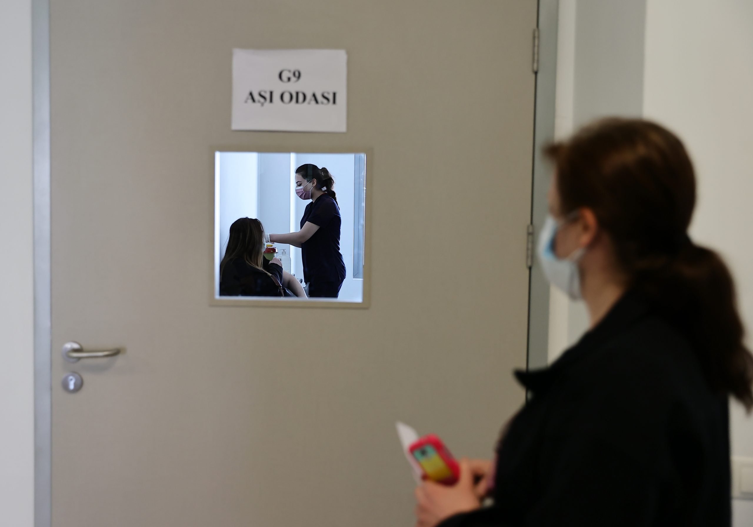 Bomba iddia: Bayram sonrası aşı olmayanlara kısıtlama gelecek! Bomba iddia: Bayram sonrası aşı olmayanlara kısıtlama gelecek!