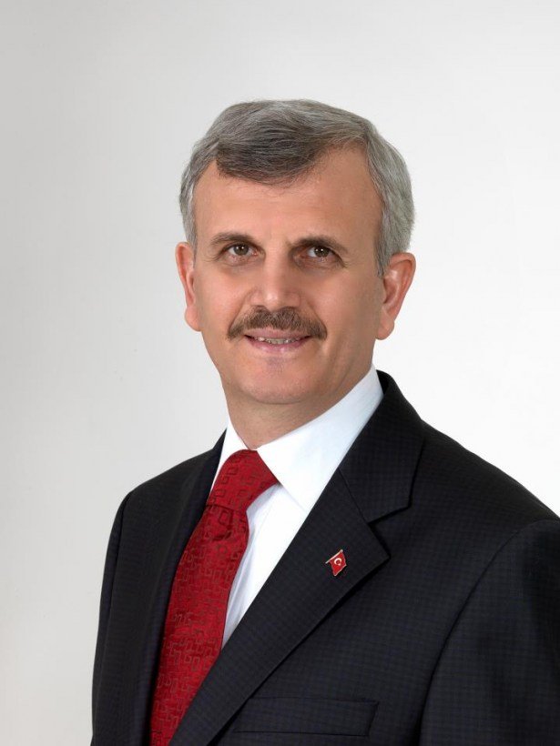 Sağlık Bilimleri Üniversitesi yeni rektörü Prof. Dr. Cevdet Erdöl kimdir? Kaç yaşında ve nereli? Eğitim ve kariyer hayatı