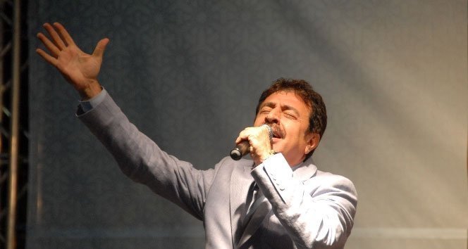 497417 Ahmet Selçuk İlkan kimdir? Kaç yaşında? Nereli? Şiirleri, şarkıları ve sözleri