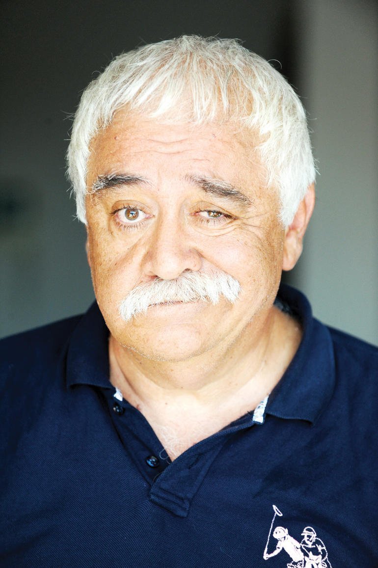 56d944d618c7732f985545e0 Levent Kırca kimdir? Nereli? Kaç yaşında ve neden öldü?