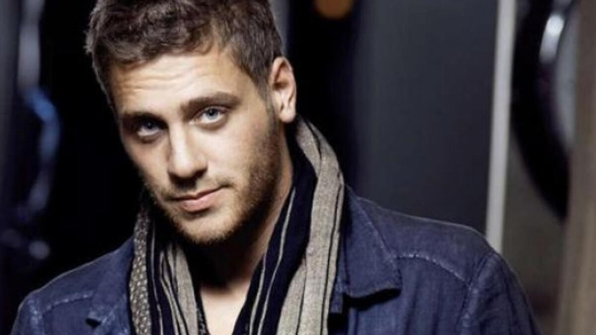 5c8cb50d45d2a05010cfc181 Ali Yörenç kimdir? Berrak Tüzünataç'ın yeni sevgilisi Ali Yörenç kaç yaşında?