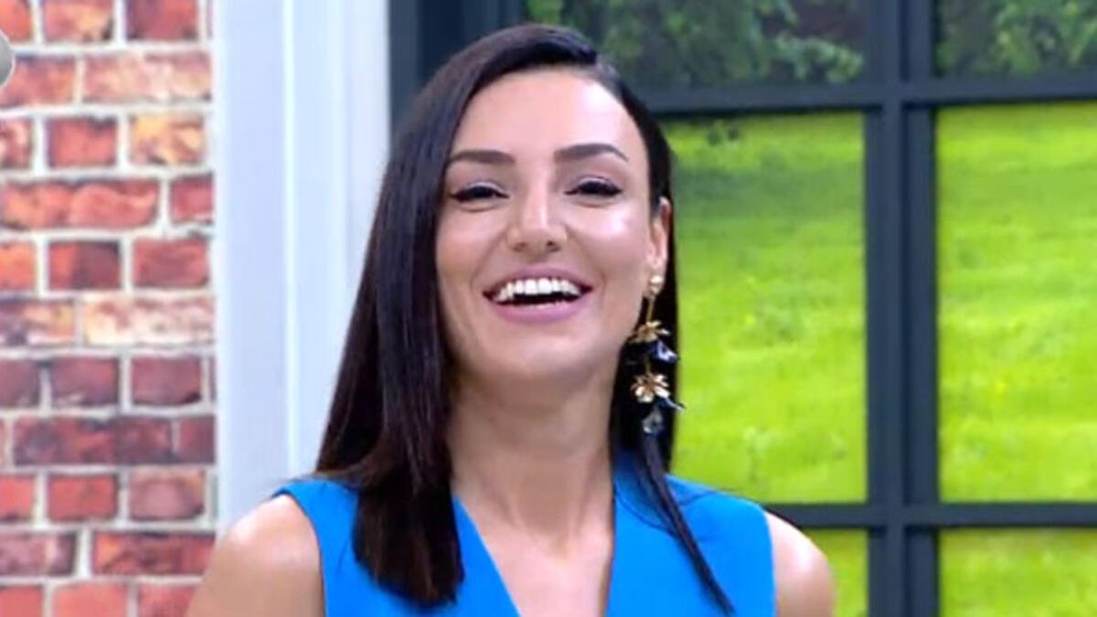 5cc2a7b3ec10bb1020756c14 Sevcan Orhan kimdir? Nereli, kaç yaşında? Evli mi?